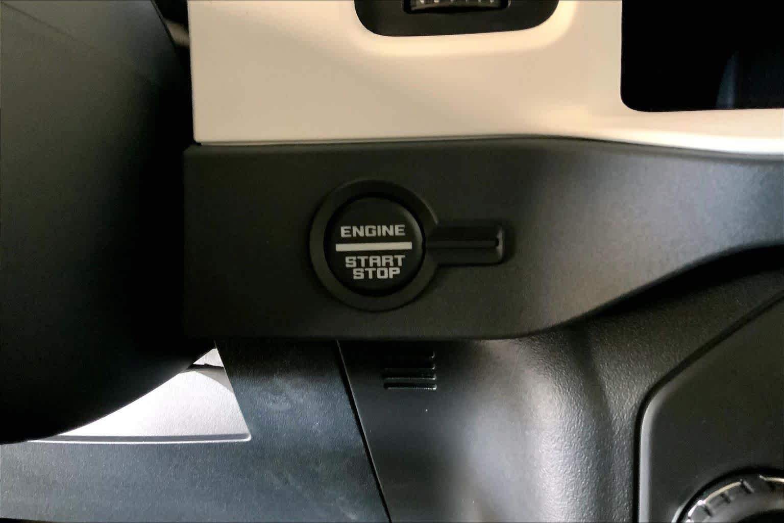 New 2026 Oxford White Ford Stroppe Edition image 20