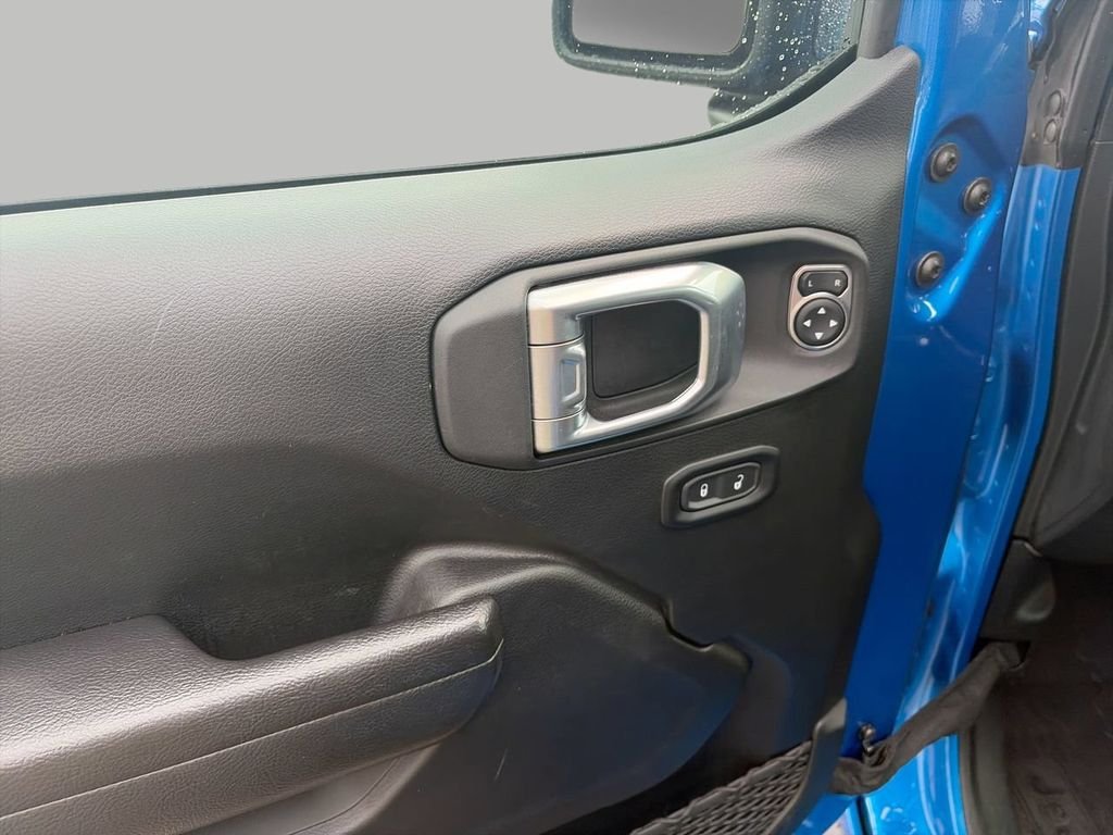 Used 2022 Blue Jeep Willys image 14