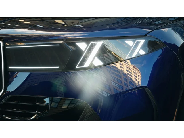 New 2027 Tanzanite Blue II Metallic BMW X5 40 image 6
