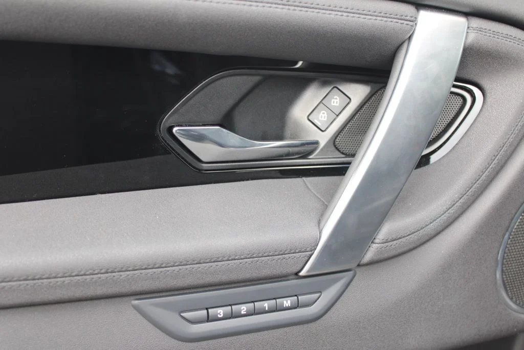 2025 Land Rover Discovery Sport S - Photo 14