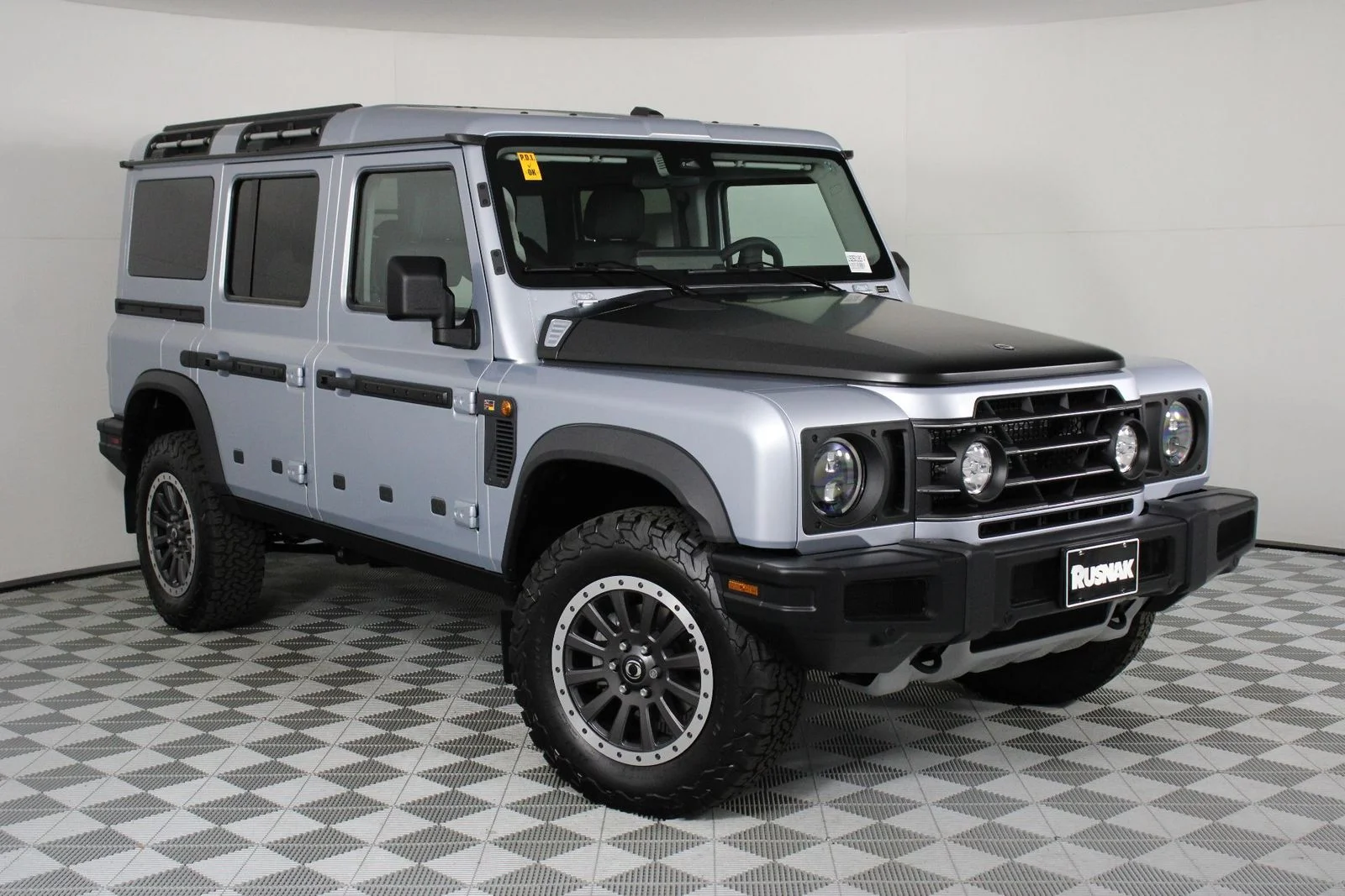 New 2025 Sterling Silver Metallic INEOS Fieldmaster Edition image 24