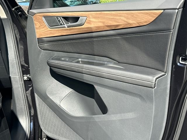 New 2026 Black Volkswagen 2.0T SE w/Technology image 32