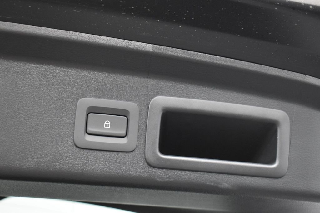 New 2026 Jet Black Mica Mazda 2.5 S Preferred AWD image 19