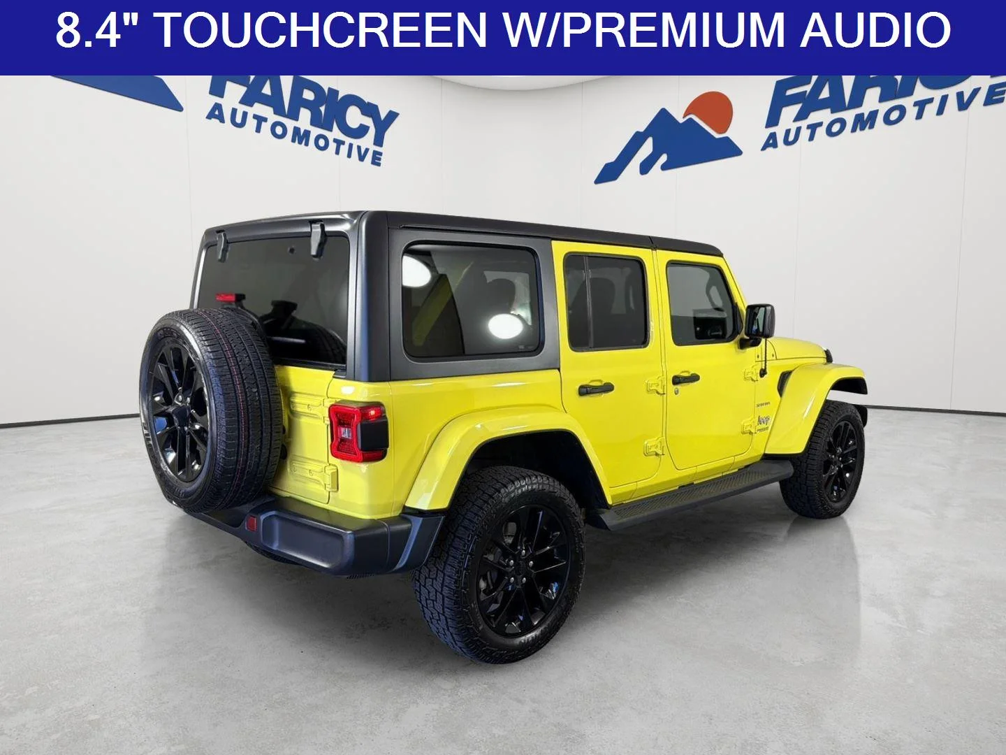 Used 2022 High Velocity Clearcoat Jeep Unlimited Sahara image 5