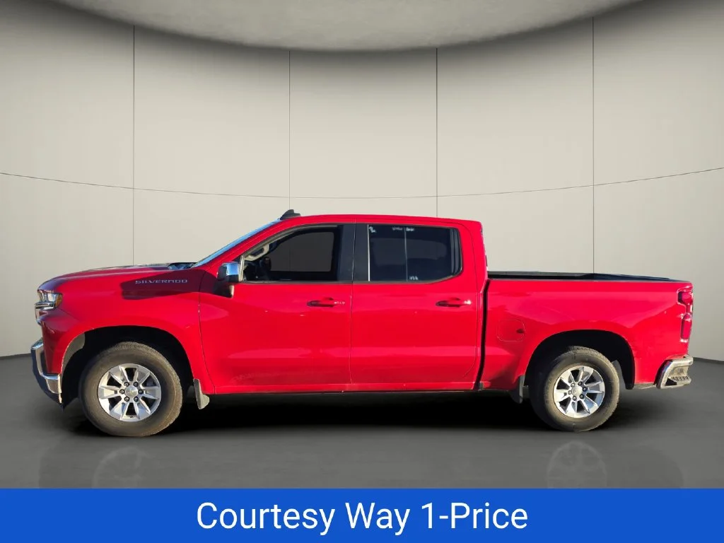 Used 2021 Red Chevrolet LT image 6