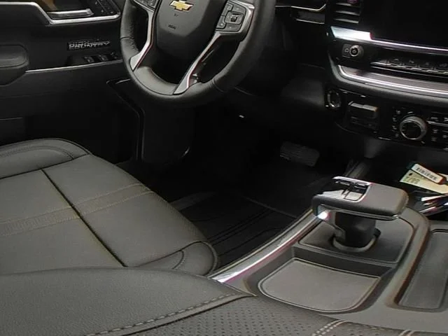 2026 Chevrolet Silverado 1500 High Country - Photo 38
