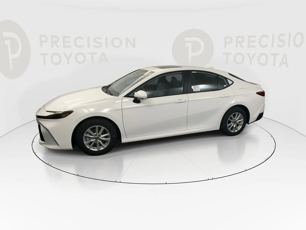 New 2026 Ice Cap Toyota LE image 10