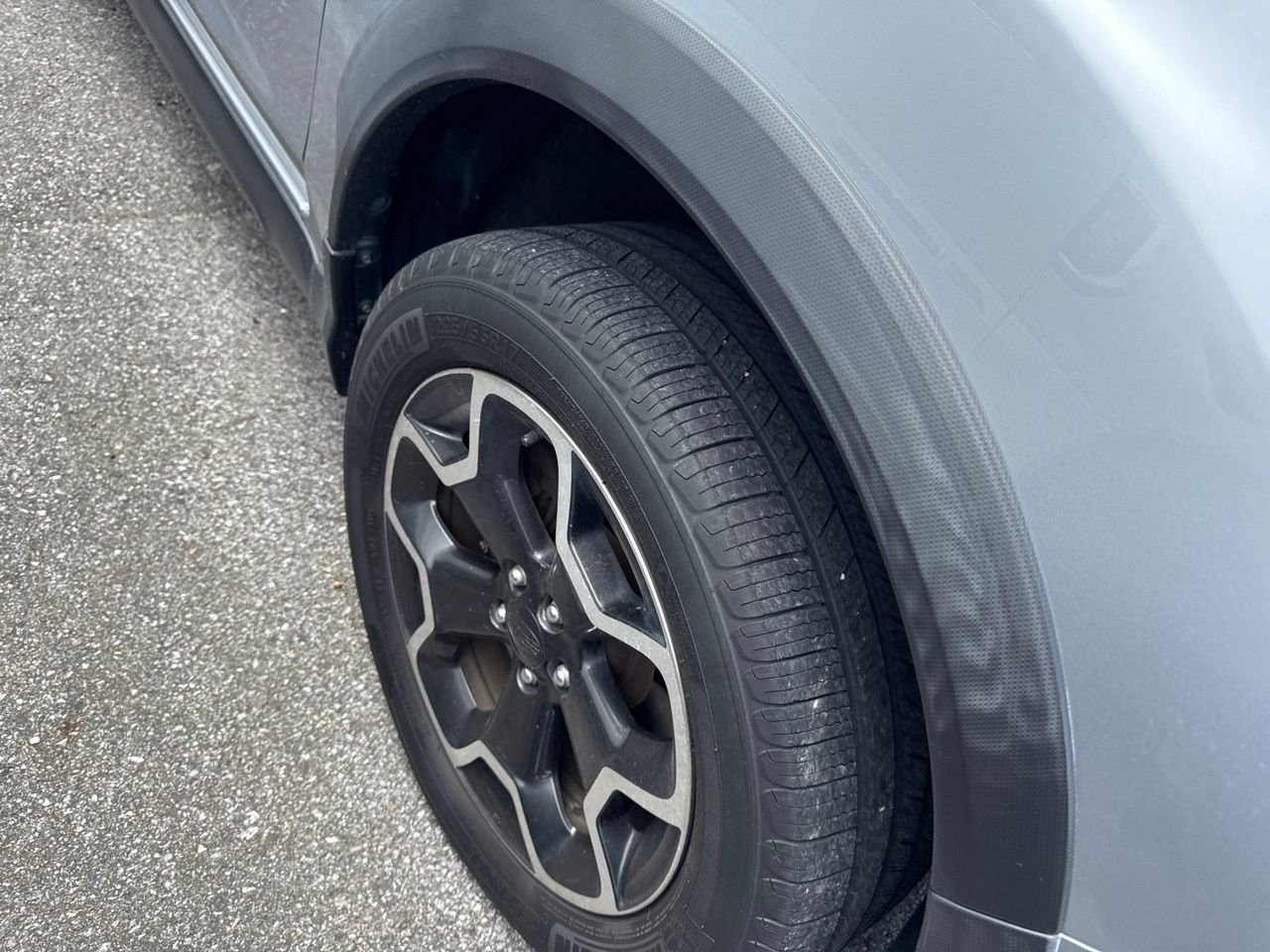 Used 2015 Silver Subaru 2.0i Premium image 4