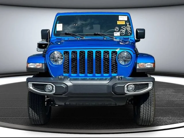 Used 2023 Blue Jeep Sport S 4x4 image 2
