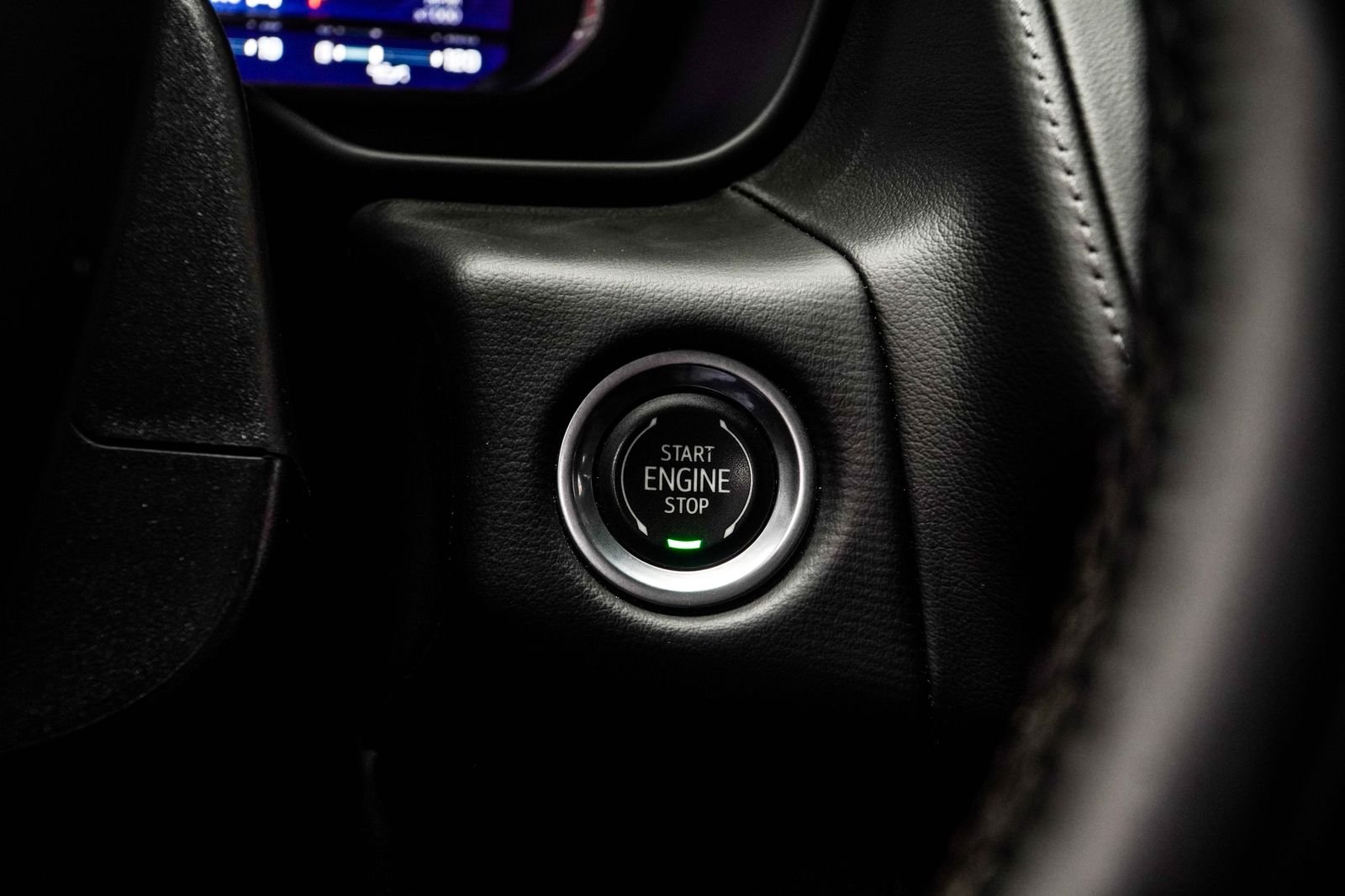 Used 2023 Black Chevrolet Z71 image 32