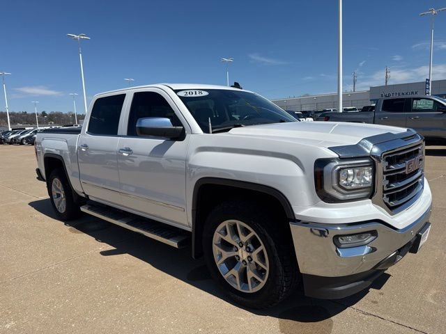 2018 GMC Sierra 4WD Crew Cab Short Box SLT's photo