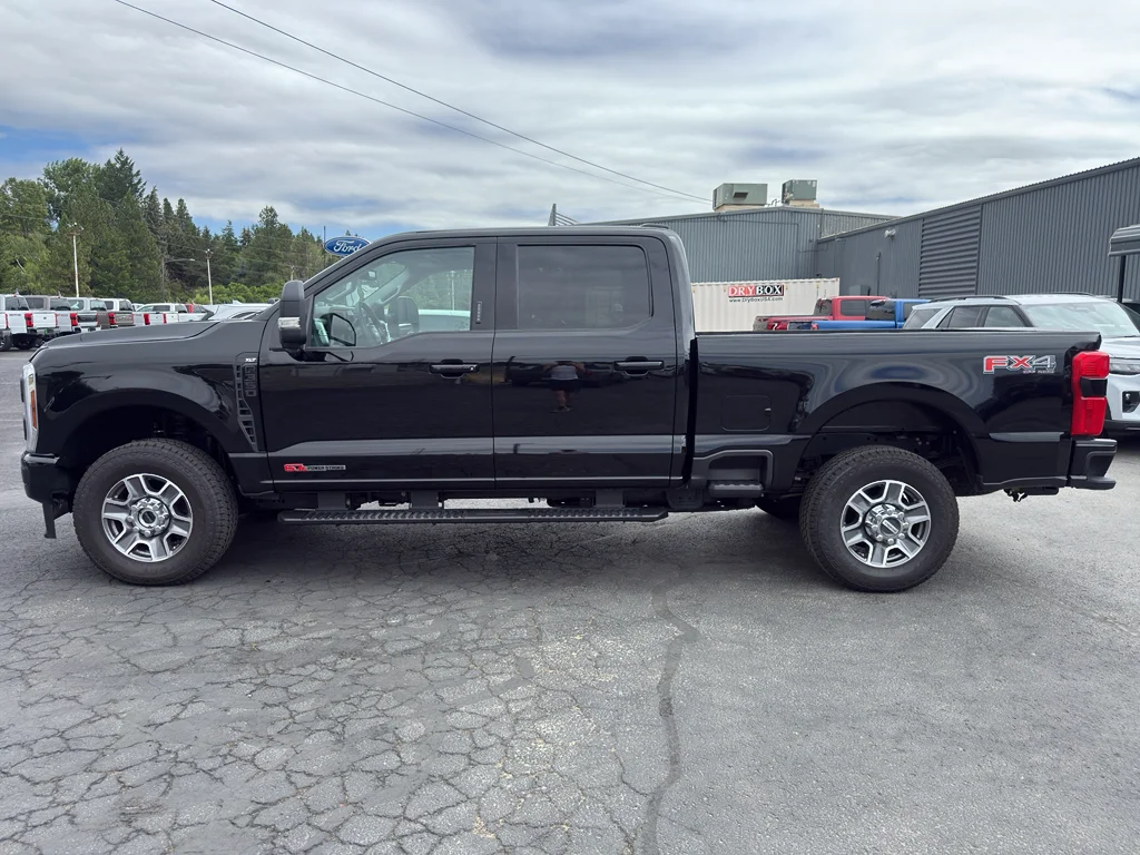 Certified Used 2024 Agate Black Metallic Ford XLT image 11