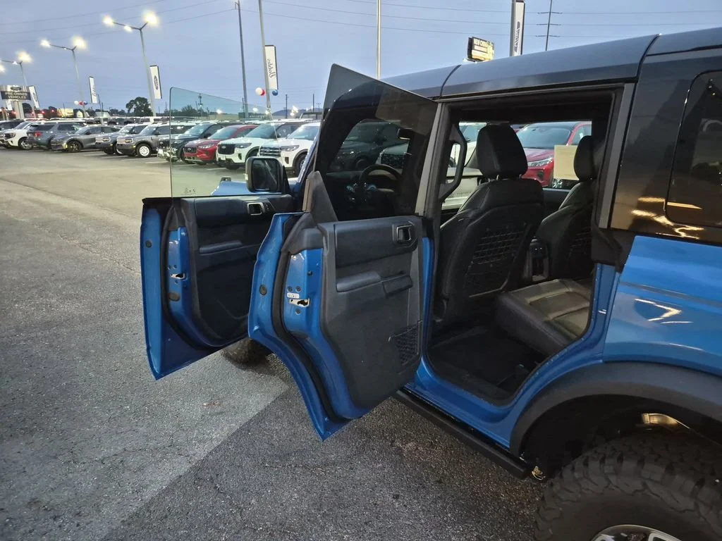 New 2025 Velocity Blue Metallic Ford Badlands® image 12