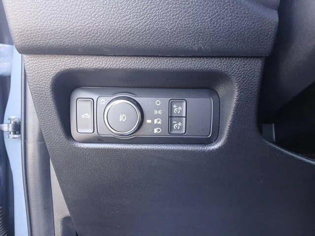 Used 2024 Gray Ford XLT image 22
