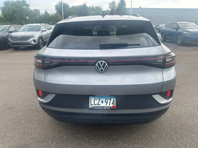 Certified Used 2023 Silver Volkswagen Pro S image 4