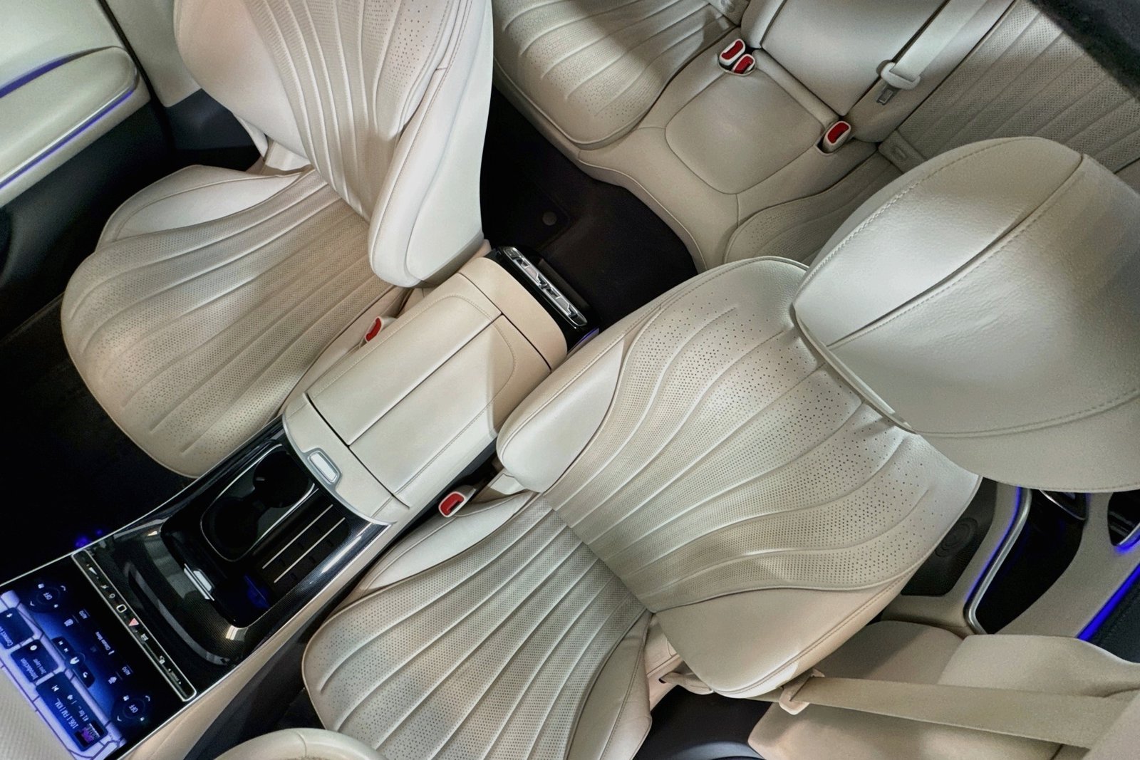 Used 2023 Manufaktur Diamond White Mercedes-Benz S 500 image 20