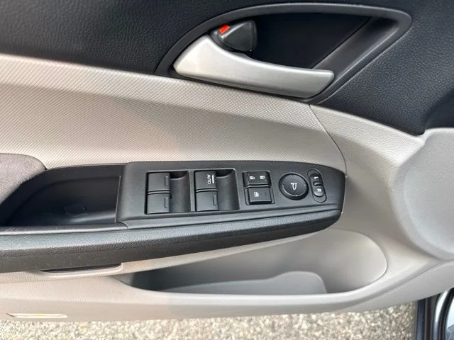 Used 2012 Silver Honda LX image 18