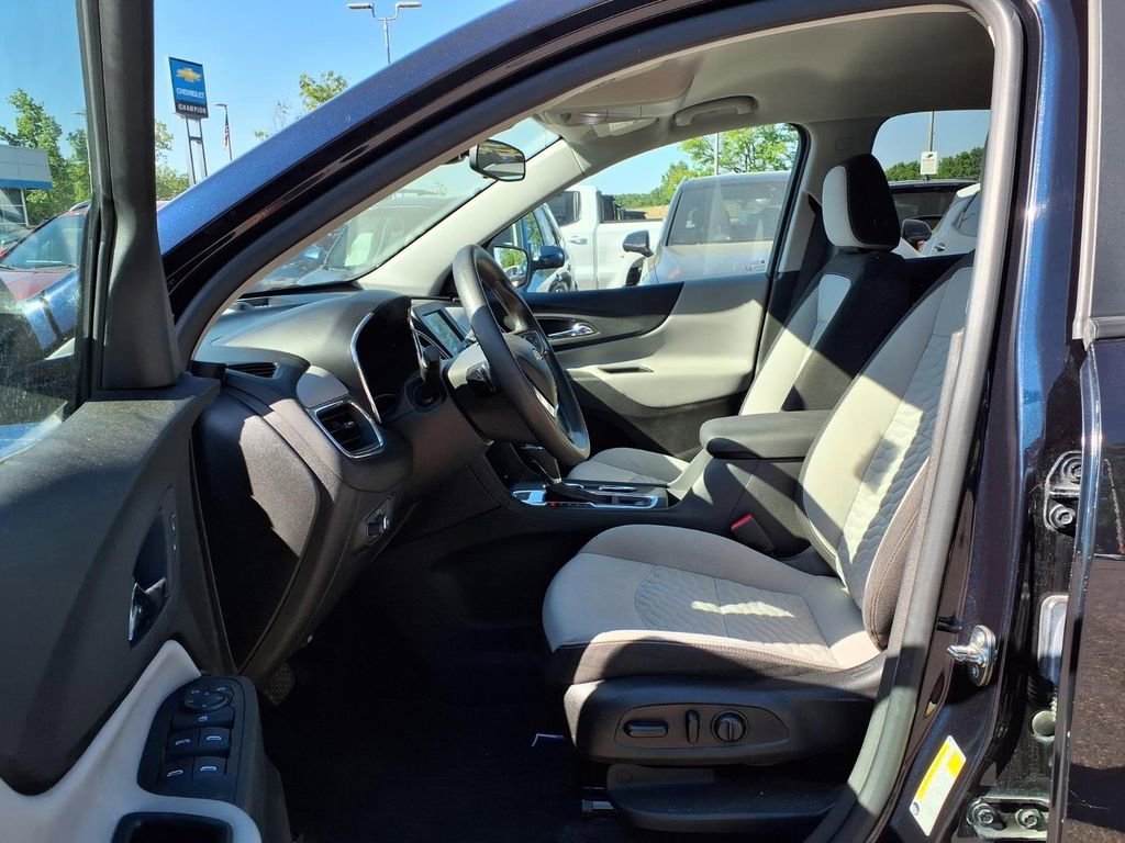 Used 2020 MIDNIGHT BLUE METALLIC Chevrolet LS image 19