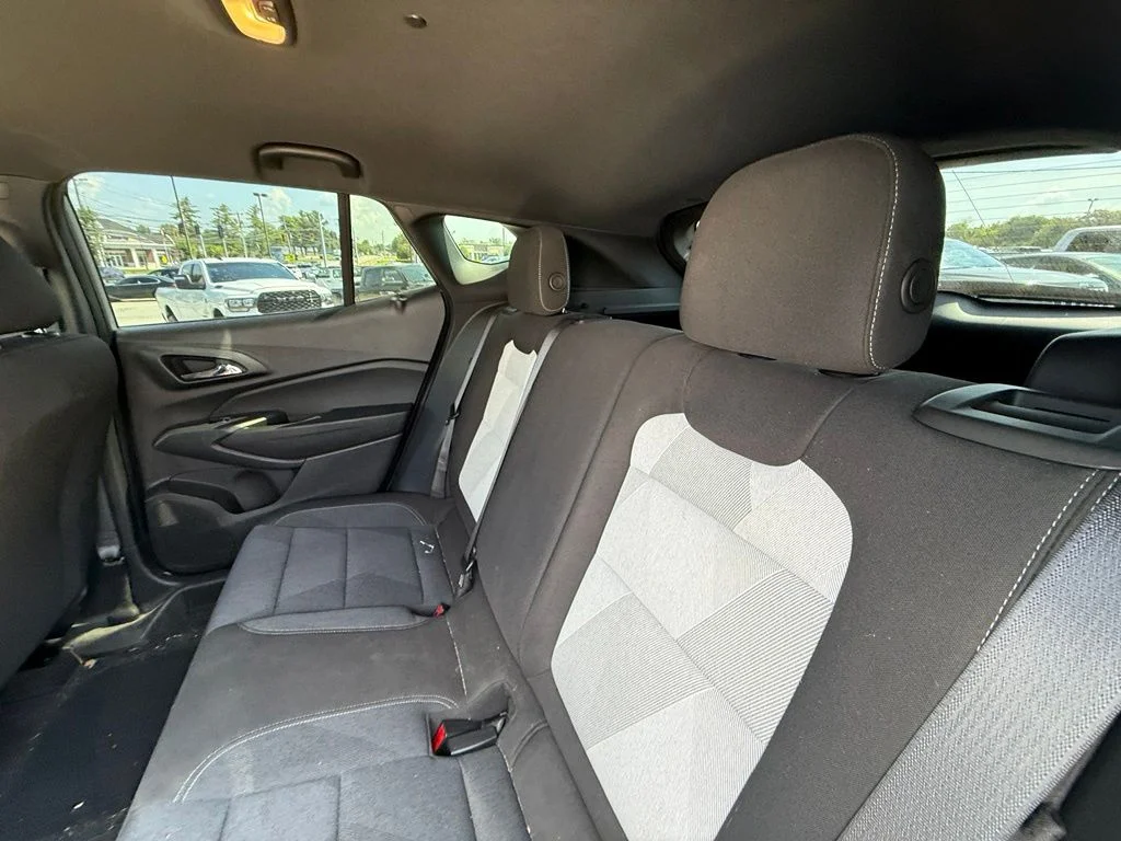 Used 2024 Gray Chevrolet 1RS image 25