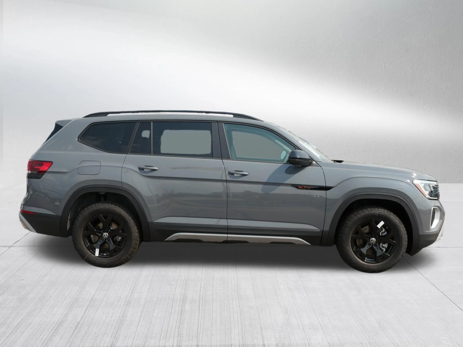 New 2026 Pure Gray Volkswagen 2.0T Peak Edition image 2
