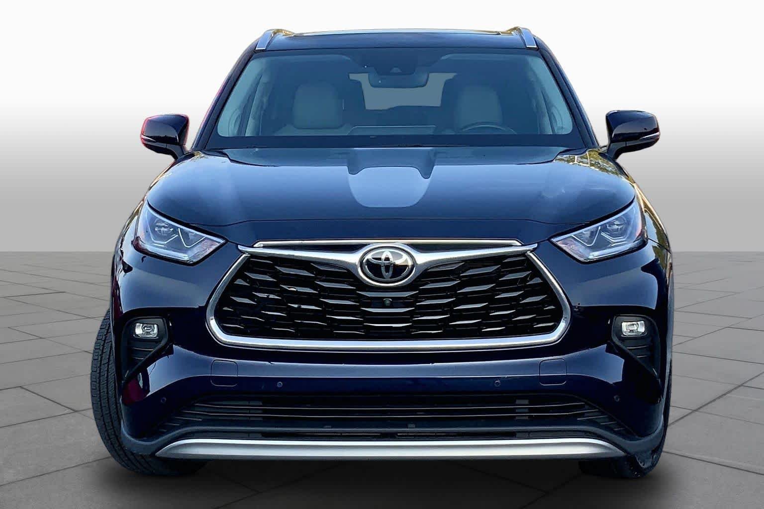 Used 2022 Blueprint Toyota Platinum image 4