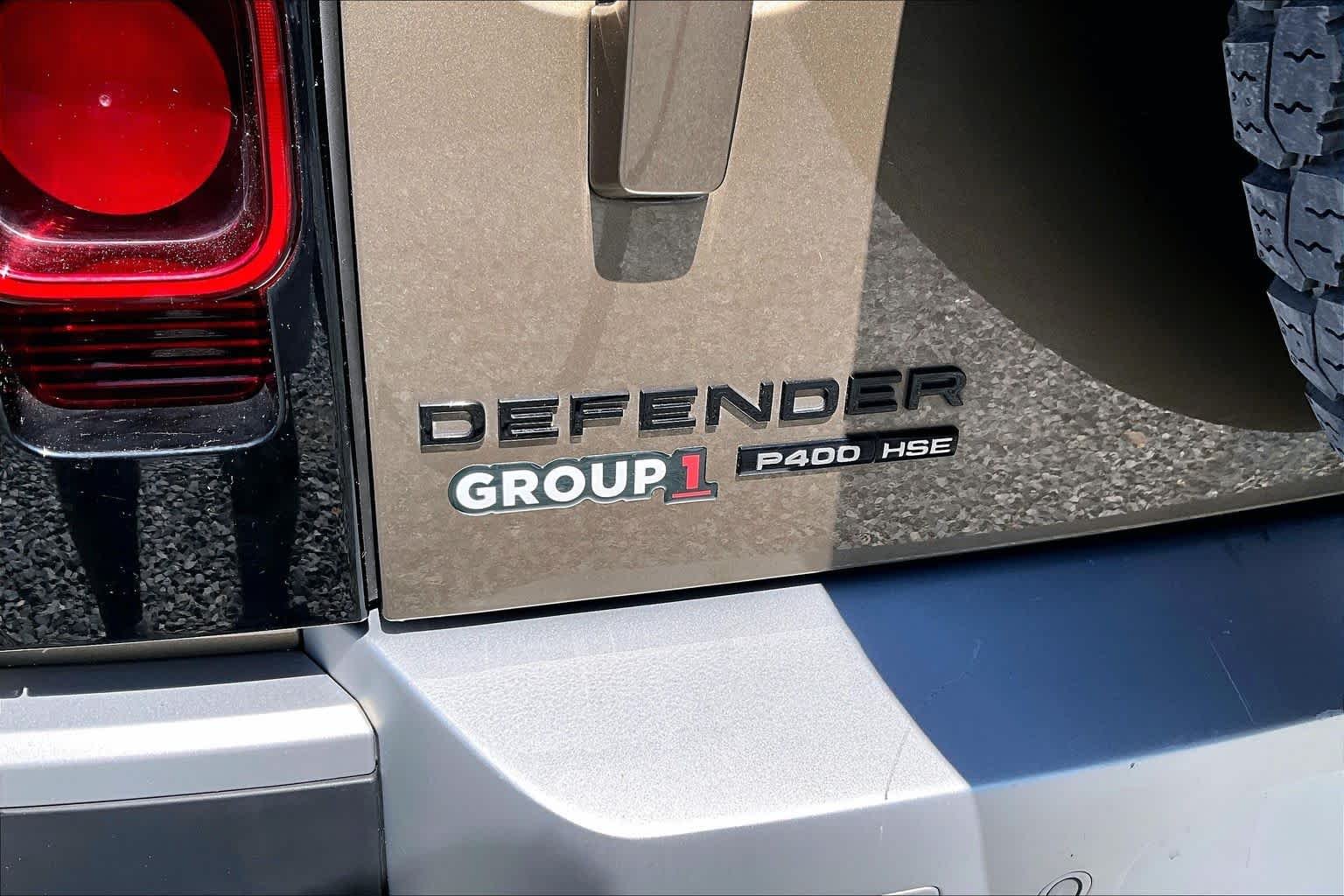 Used 2020 Gondwana Stone Metallic Land Rover HSE image 10