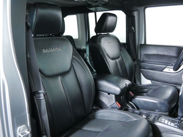 Used 2016 Silver Jeep Unlimited Sahara image 13