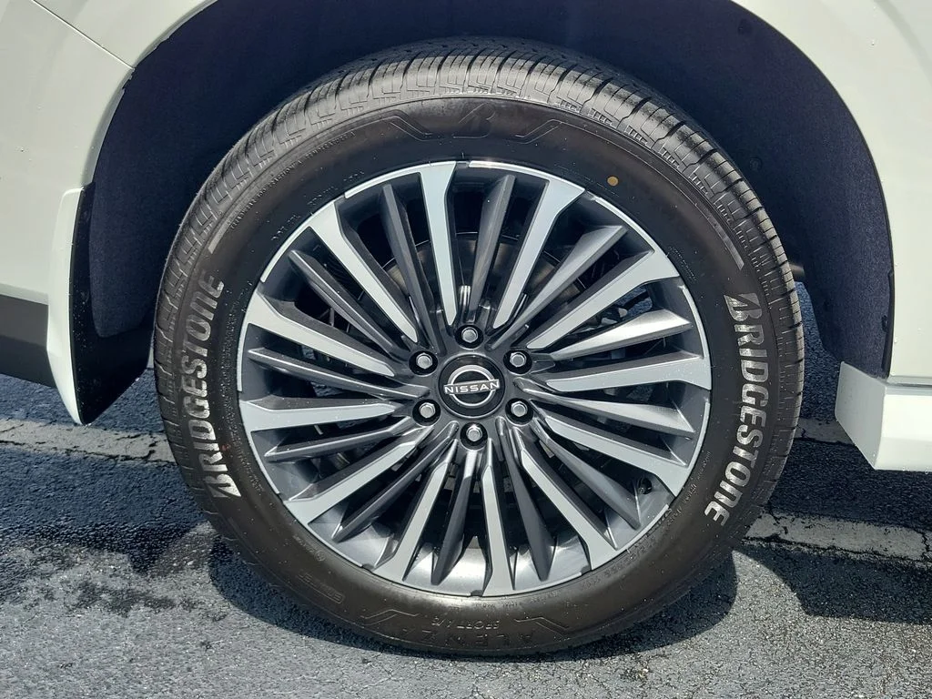New 2026 White Nissan Platinum Reserve image 8