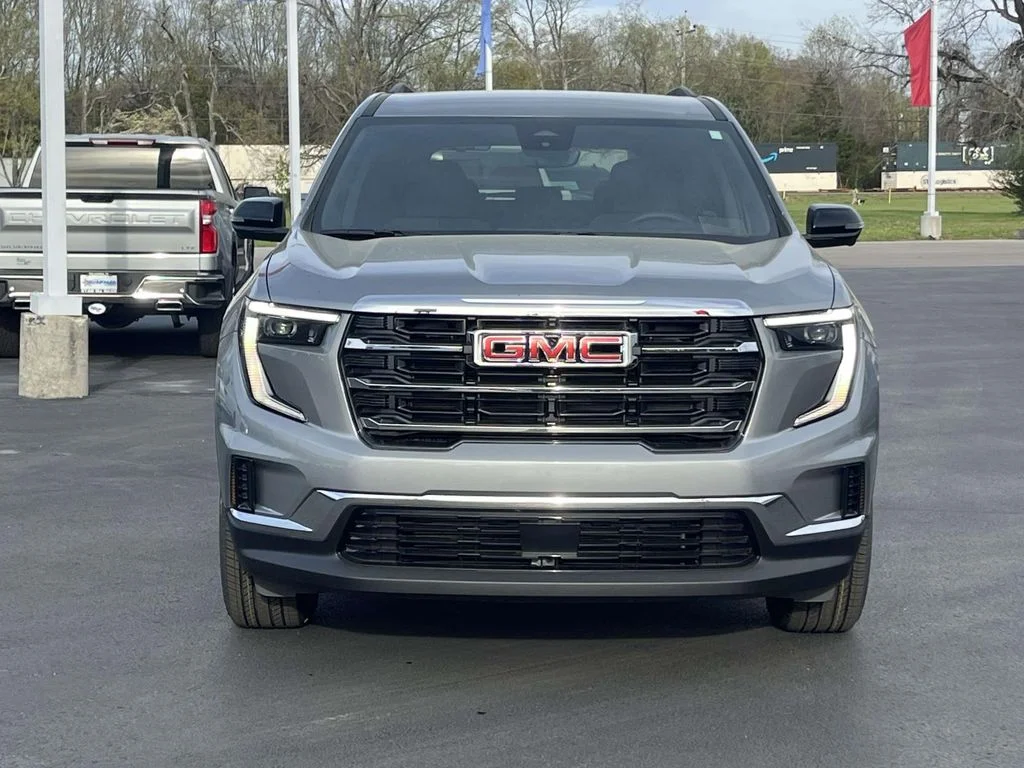 New 2026 Sterling Metallic GMC Elevation image 2