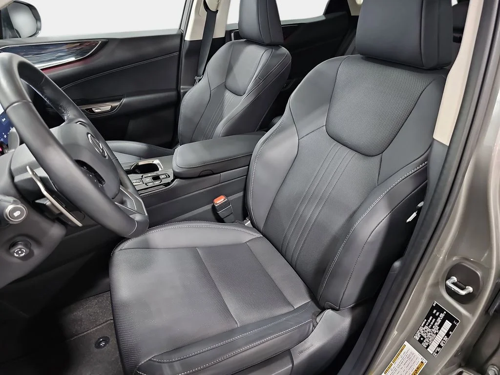 Used 2025 Silver Lexus 350h Premium image 17