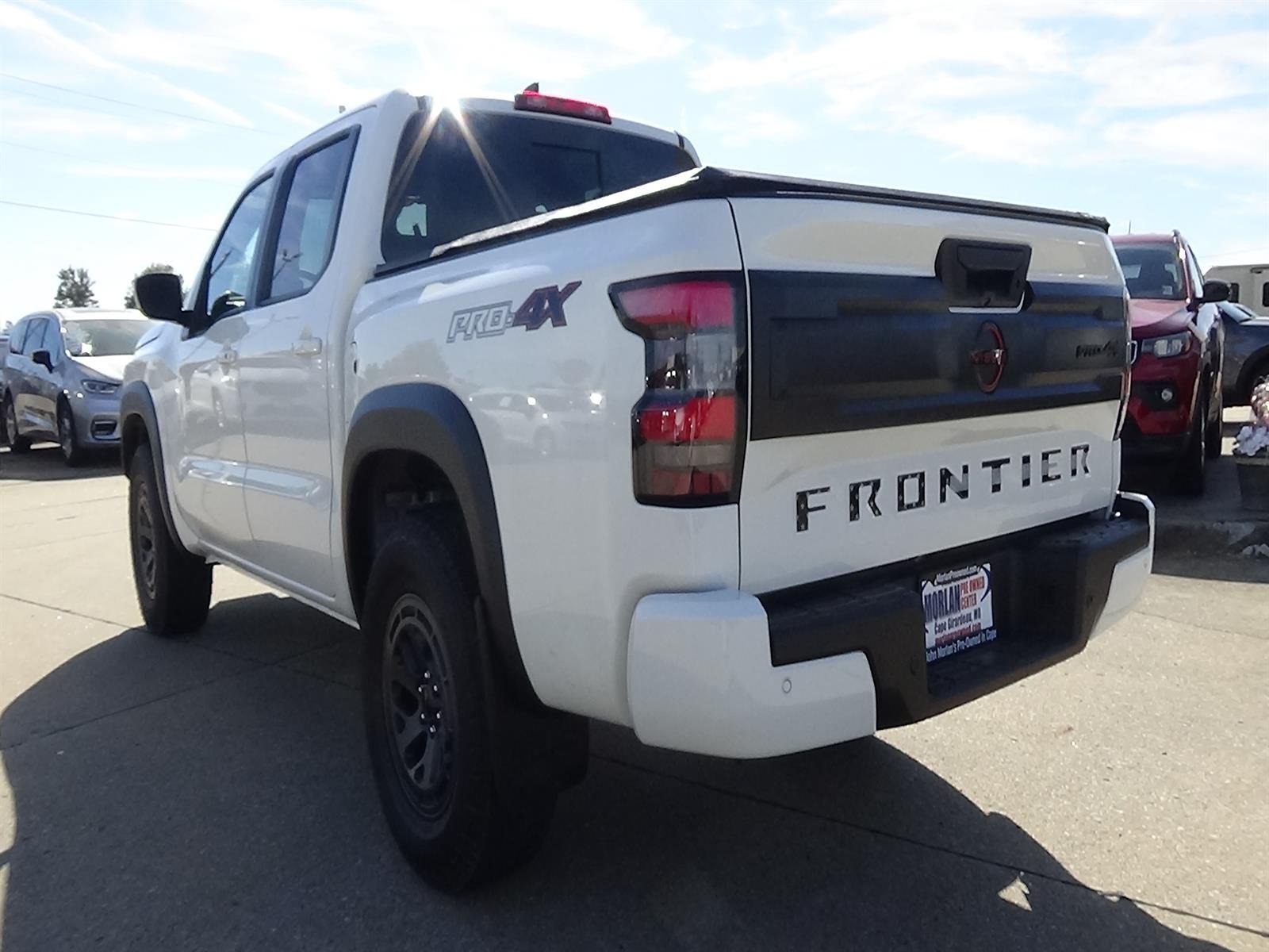Used 2026 Glacier White (qak) Nissan PRO-4X image 8