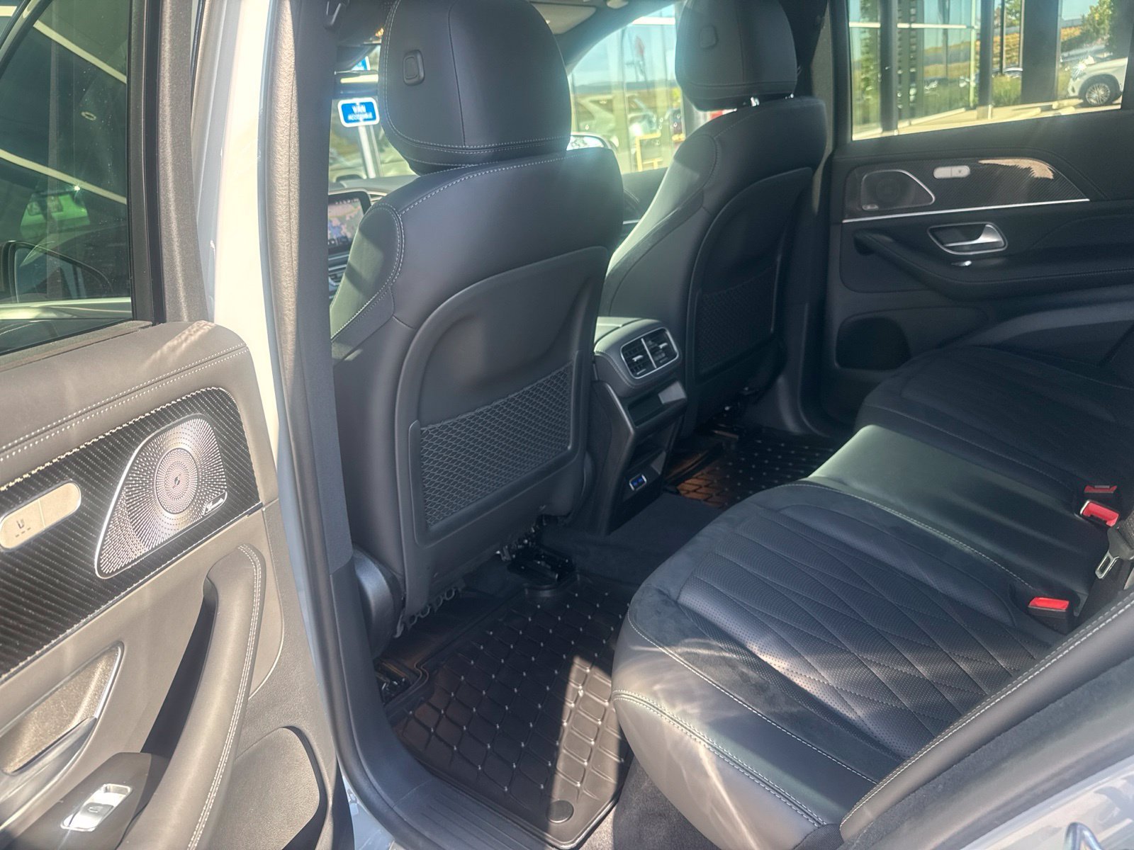 Certified Used 2025 MANUFAKTUR Alpine Gray Mercedes-Benz GLE 53 AMG® image 7