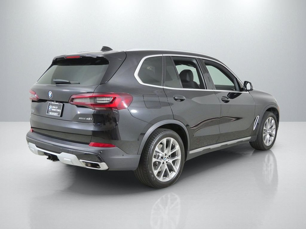 Used 2022 Black Sapphire Metallic BMW xDrive40i image 10