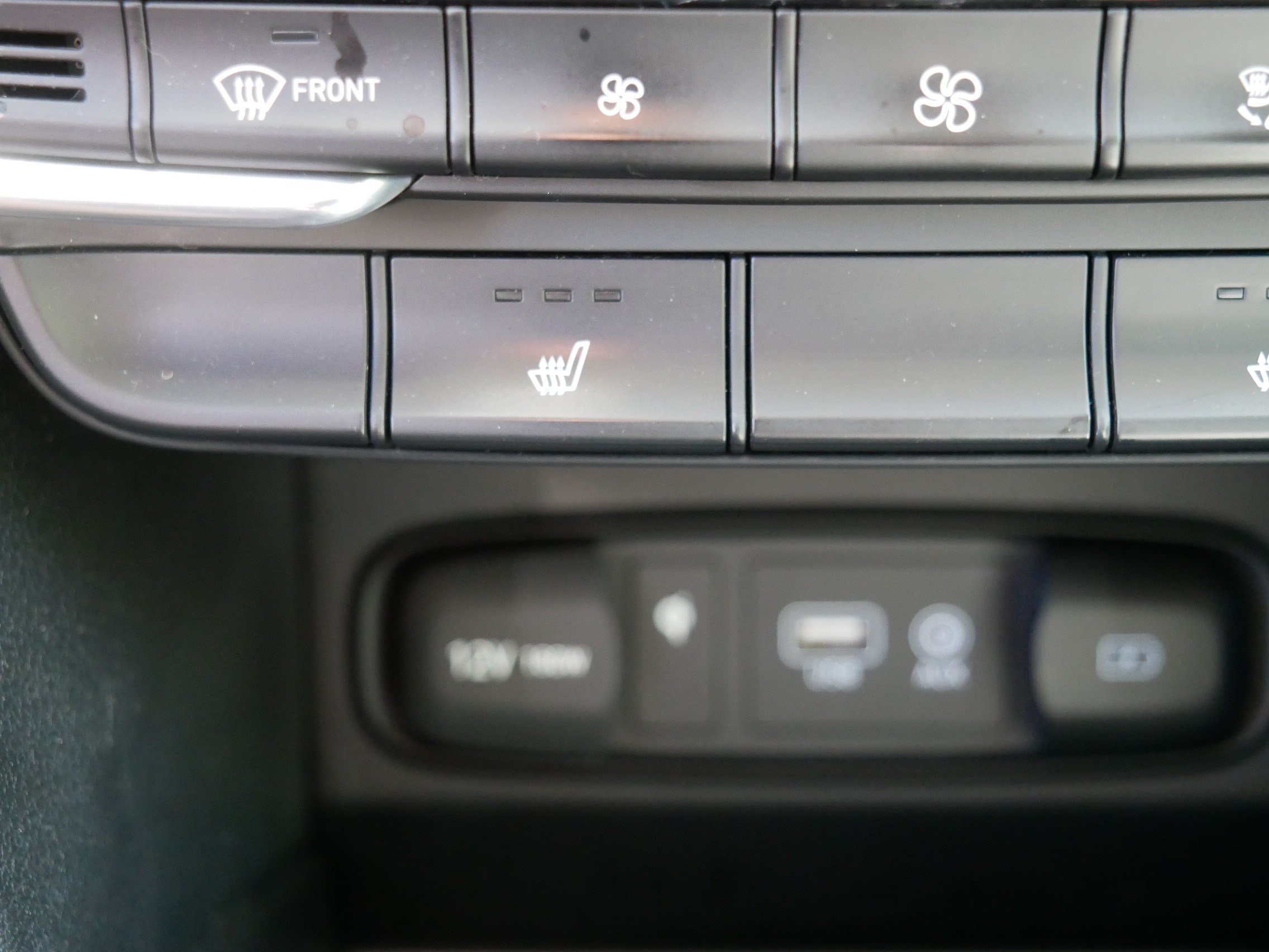 Used 2020 Stormy Sea Hyundai SEL image 33