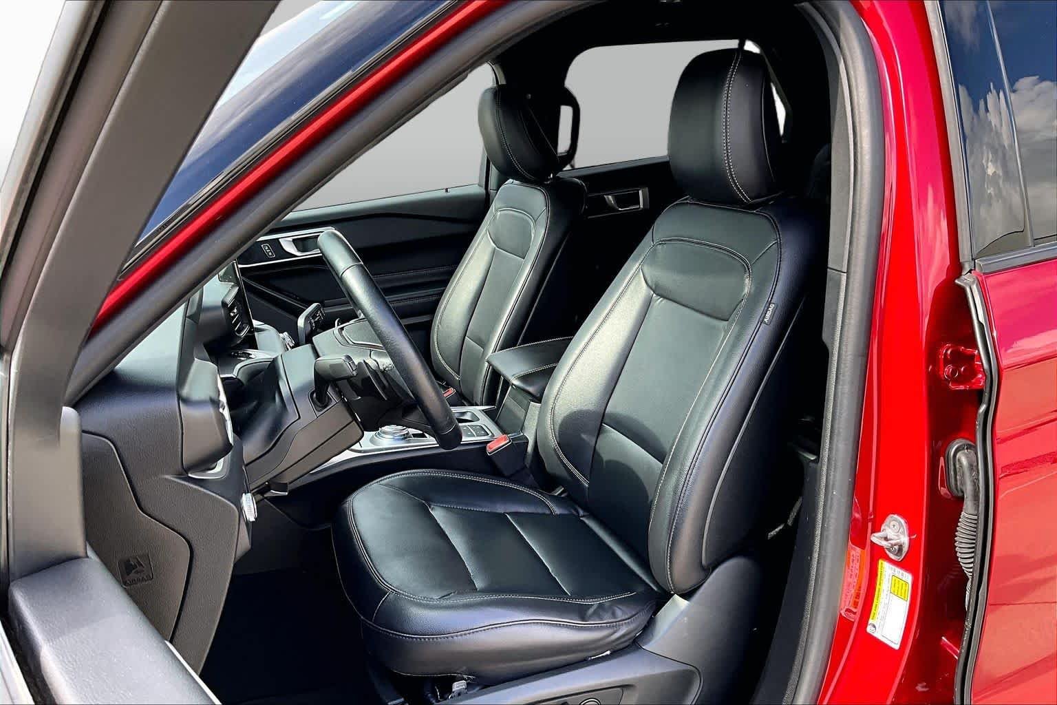 Used 2020 Rapid Red Metallic Tinted Clearcoat Ford XLT image 8