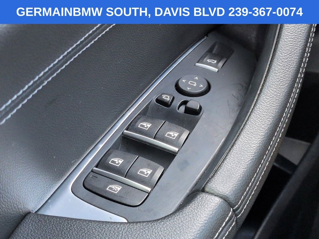 Used 2019 Phytonic Blue Metallic BMW sDrive30i image 27