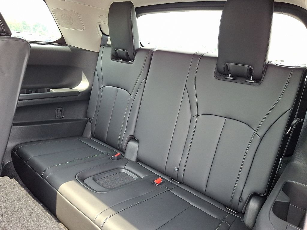 Used 2026 Gray INFINITI LUXE image 12