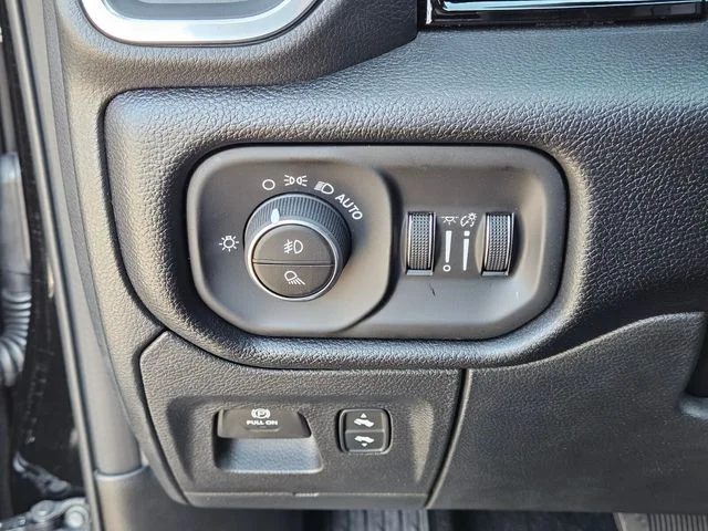 2026 RAM 1500 Laramie - Photo 30