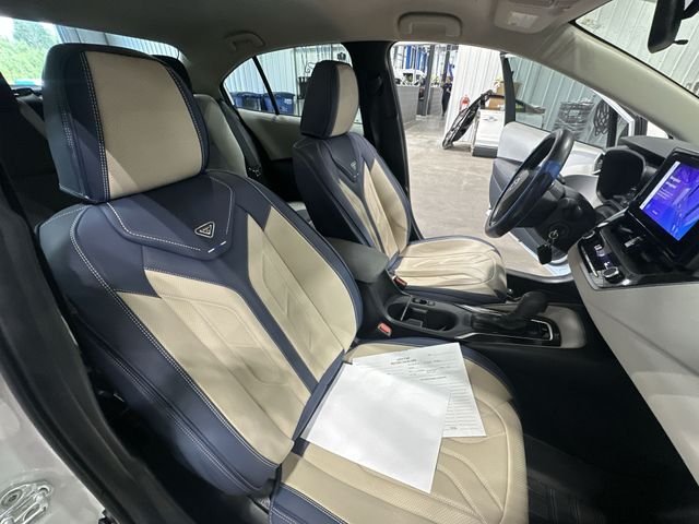 Used 2023 White Toyota LE image 32
