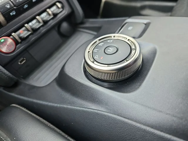 Used 2020 Silver Ford Shelby GT500 image 17