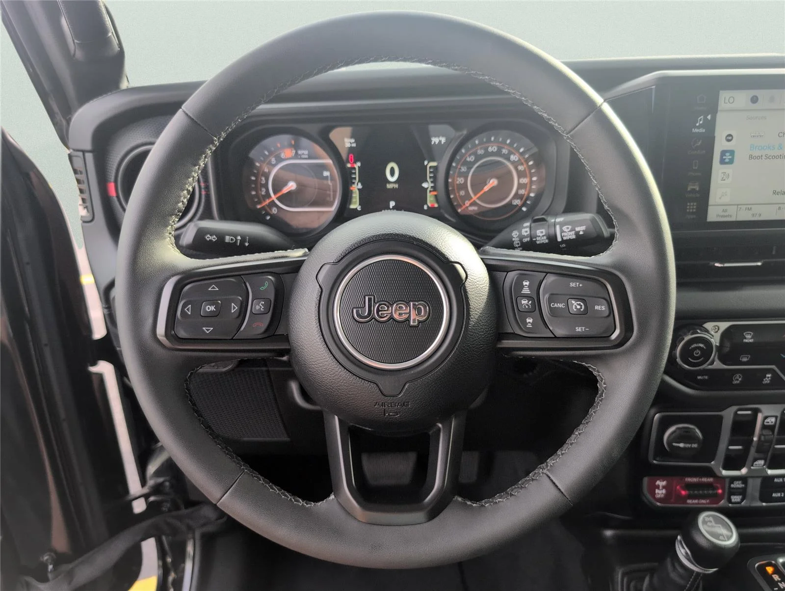 Used 2025 Black Clearcoat Jeep Rubicon image 24