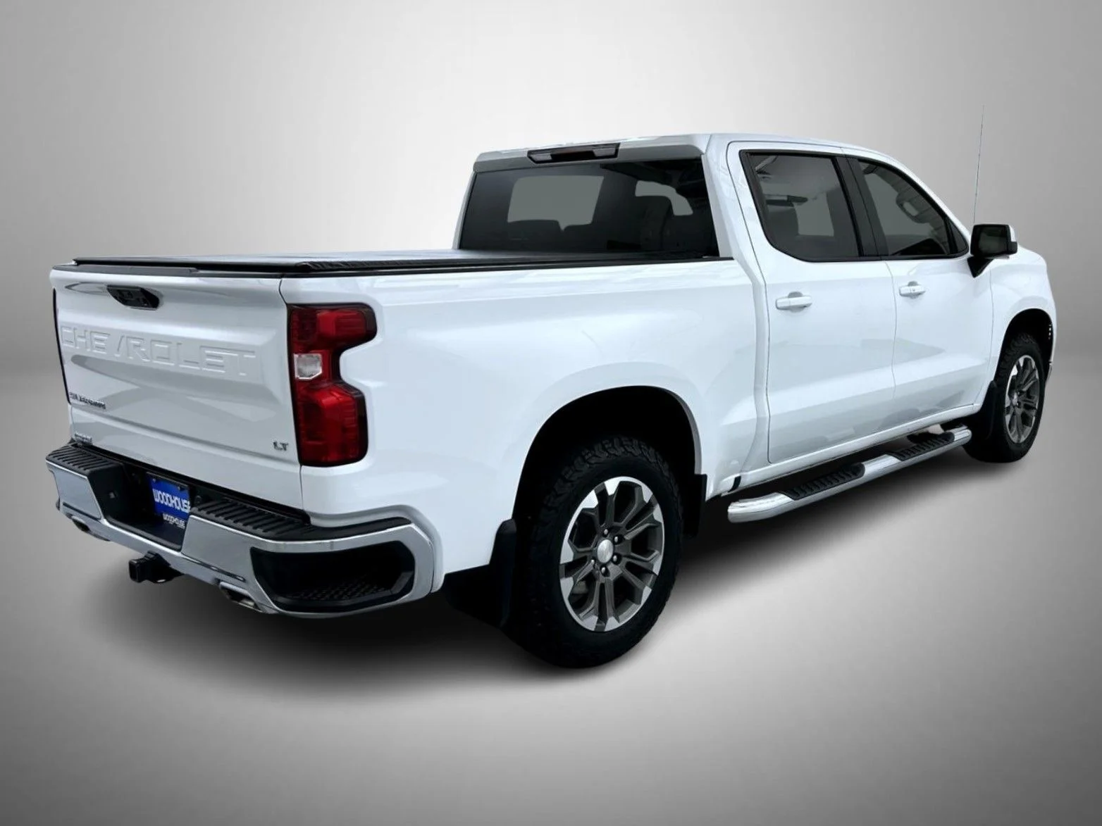 Used 2024 White Chevrolet LT image 5