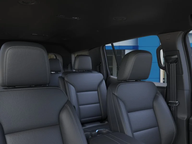 New 2027 Sterling Gray Metallic Chevrolet FWD LT image 25