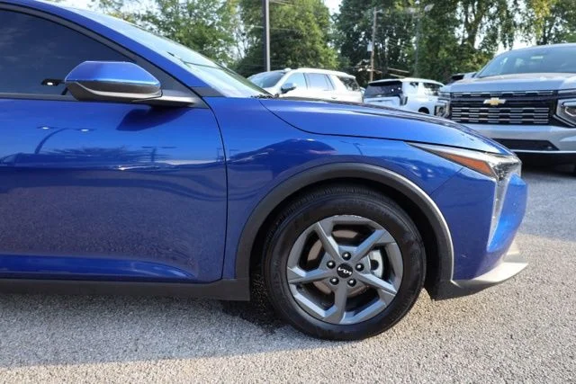 Used 2026 Blue Kia LXS image 15