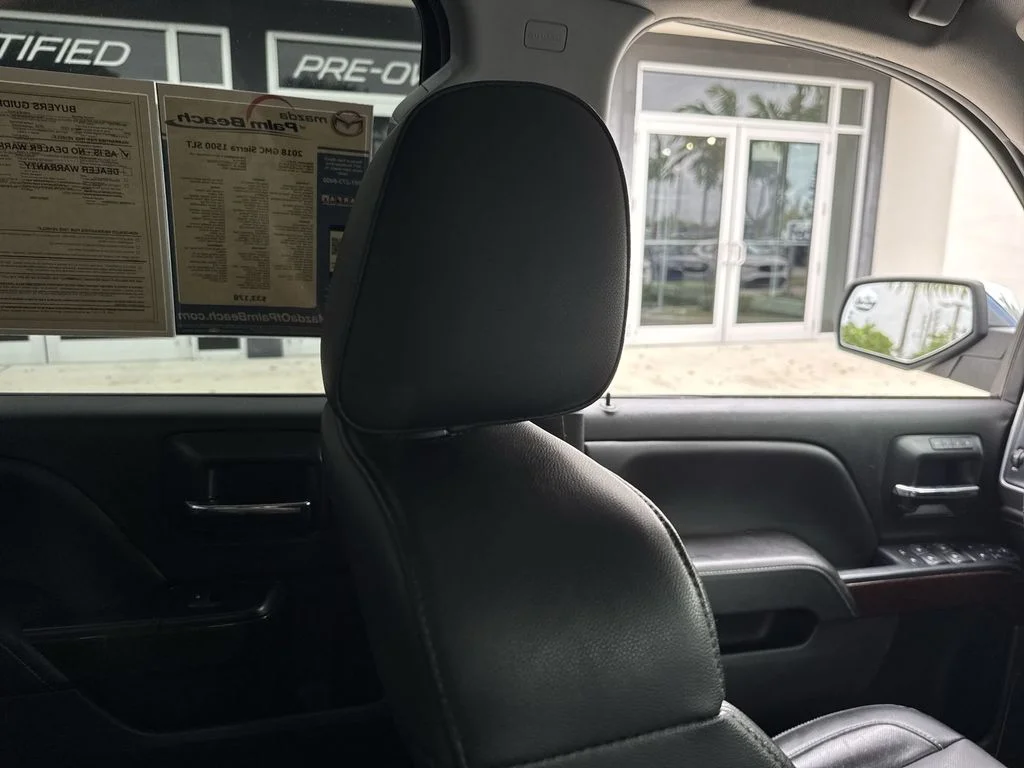 Used 2018 Blue Metallic GMC SLT image 20