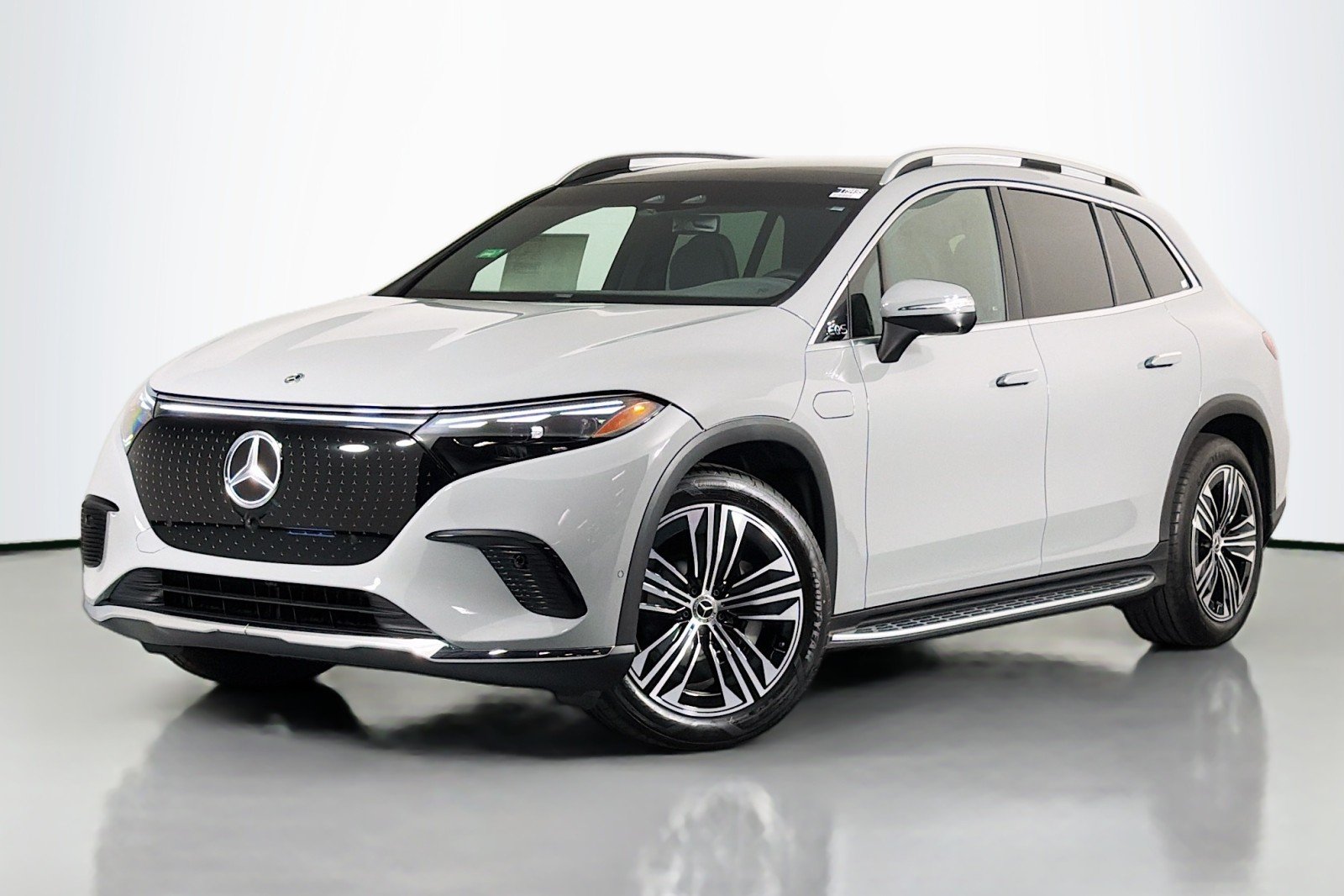 New 2026 MANUFAKTUR Alpine Grey Mercedes-Benz EQS 400 4MATIC® SUV image 1