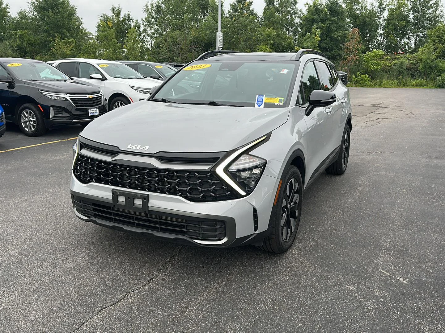Used 2023 Wolf Gray Kia X-Line image 8
