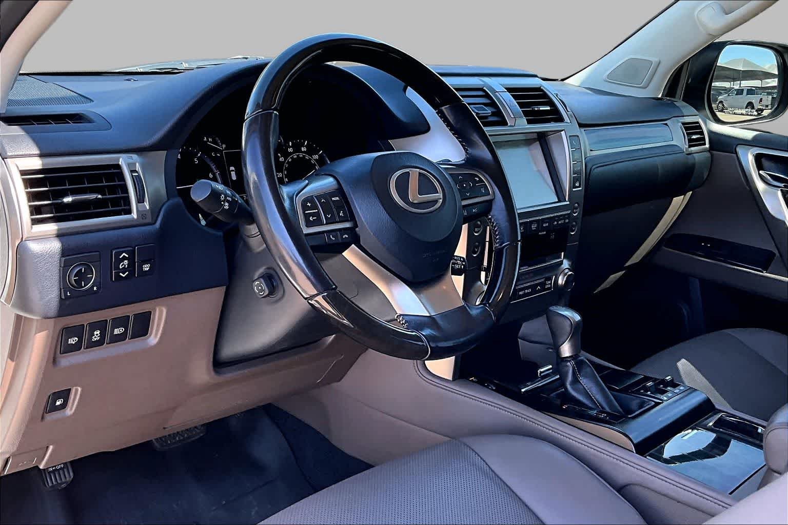 Used 2020 Starfire Pearl Lexus Premium image 33