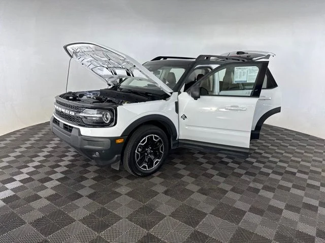 Used 2025 White Ford Outer Banks image 11