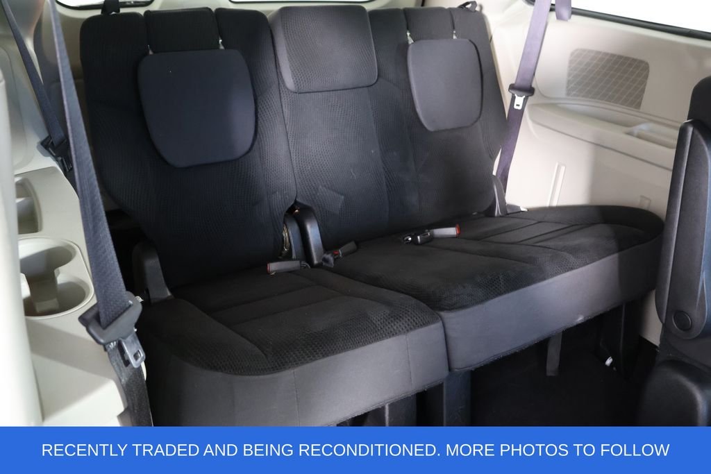 Used 2019 White Dodge SE image 17